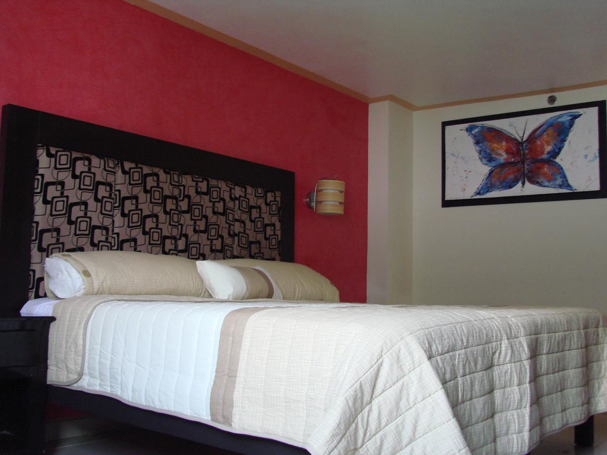 Hotel Inn Plaza Del Angel צ'יוואווה מראה חיצוני תמונה